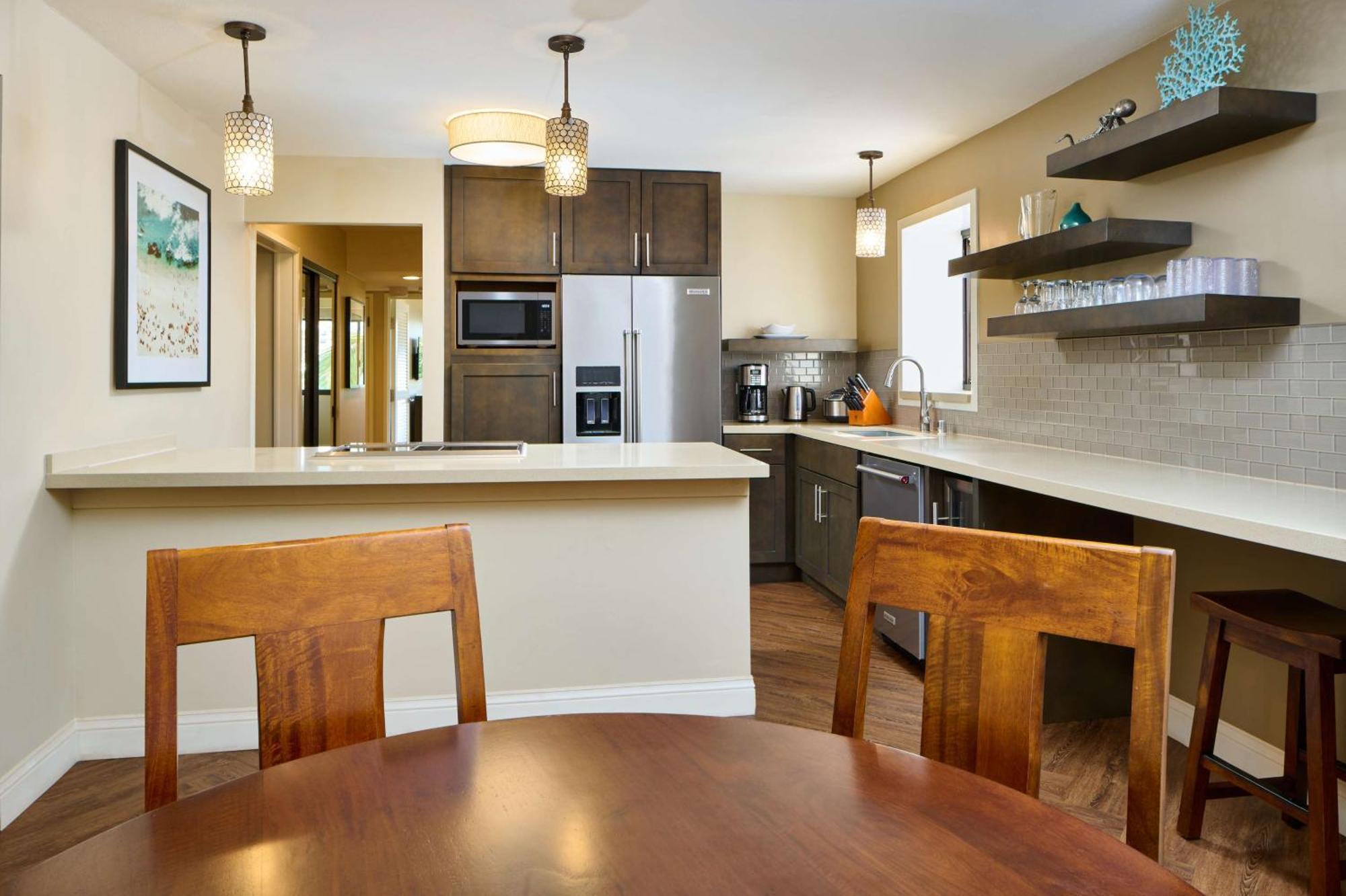 Aston Waikiki Beach Tower Χονολουλού Εξωτερικό φωτογραφία A kitchen in a private home
