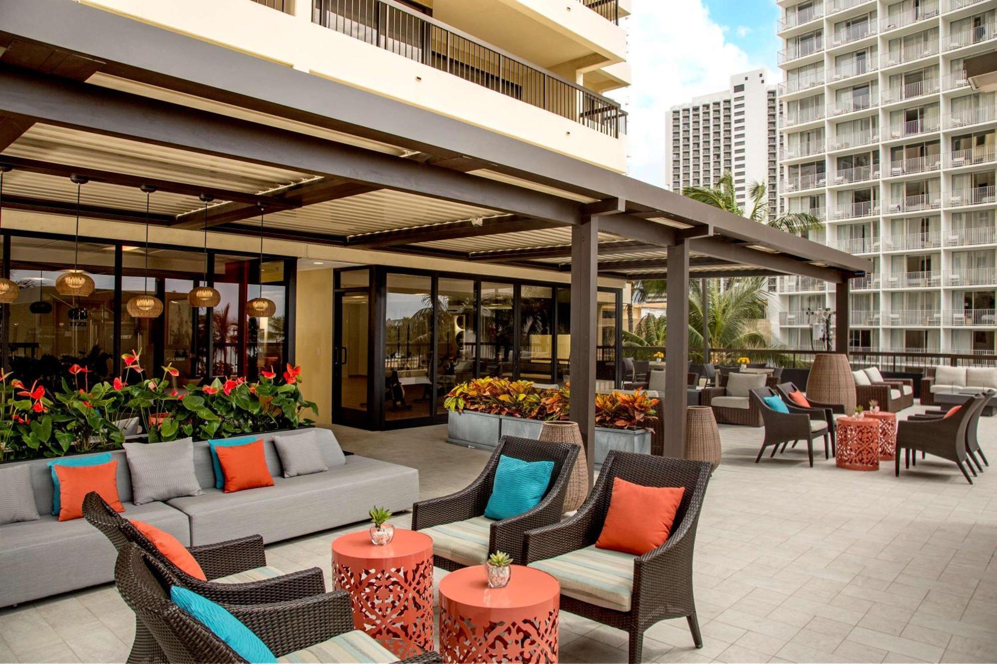 Aston Waikiki Beach Tower Χονολουλού Εξωτερικό φωτογραφία The Terrace at Halekulani